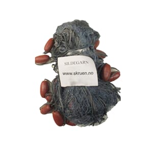 Garn sildegarn blågrå gavetilhan montert 22omfar