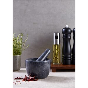 Morter i sort granitt grill